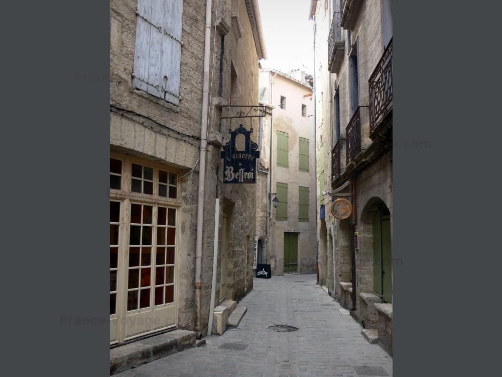 pezenas-11641_w1000